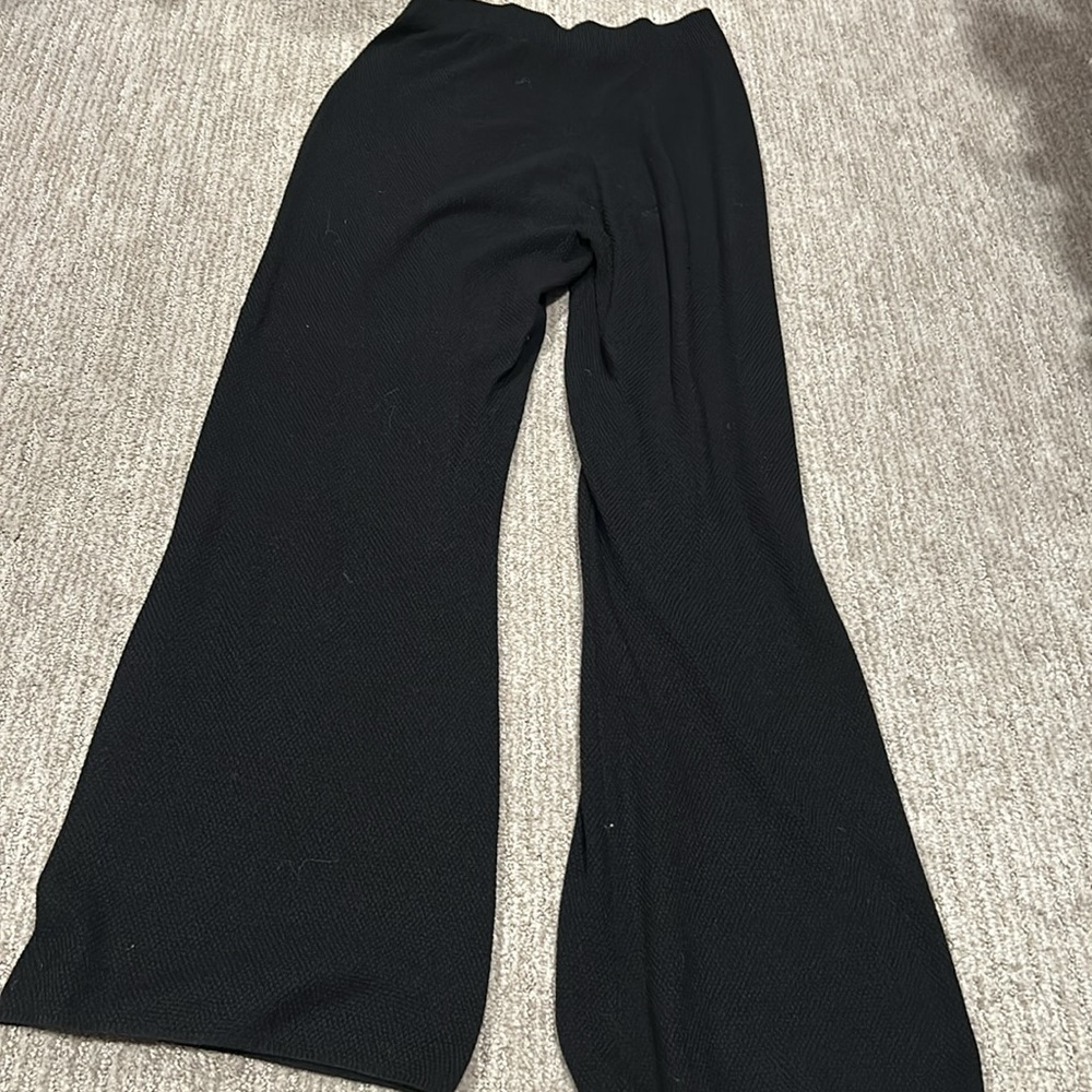 Lounge Set, Never Worn, Size Medium - image 3